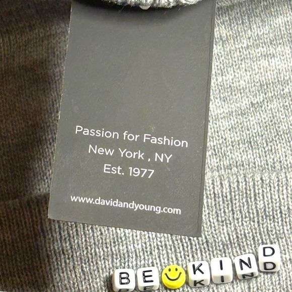 David and Young Be Kind Beaded Light Gray Knit Stretch Beanie Cap Winter Hat NWT - Picture 12 of 13